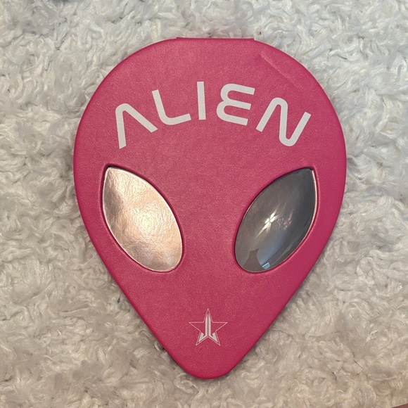 Alien Jeffree Starr - Picture 1 of 2